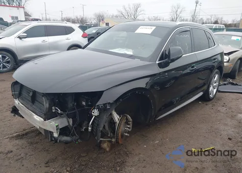 2018 Audi Q5 2.0T Premium/2.0T Tech Premium z USA, uszkodzony, nr VIN WA1BNAFY1J2203847